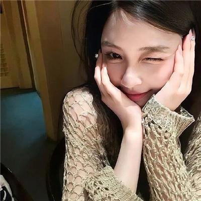我才不要和人类恋爱呢